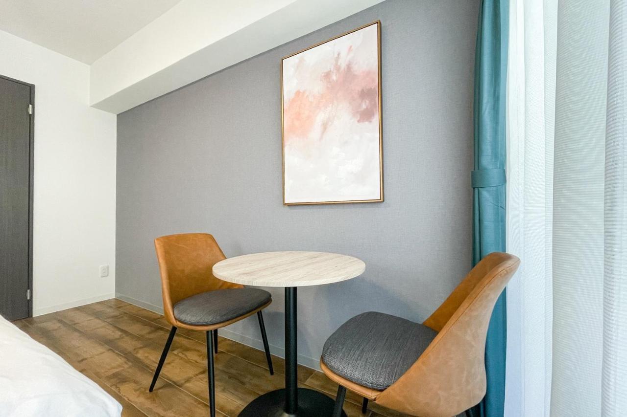 Grandia Shinsaibashi Apartment Osaka Bagian luar foto