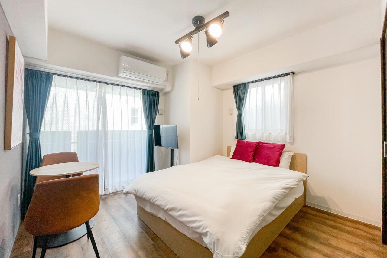 Grandia Shinsaibashi Apartment Osaka Bagian luar foto