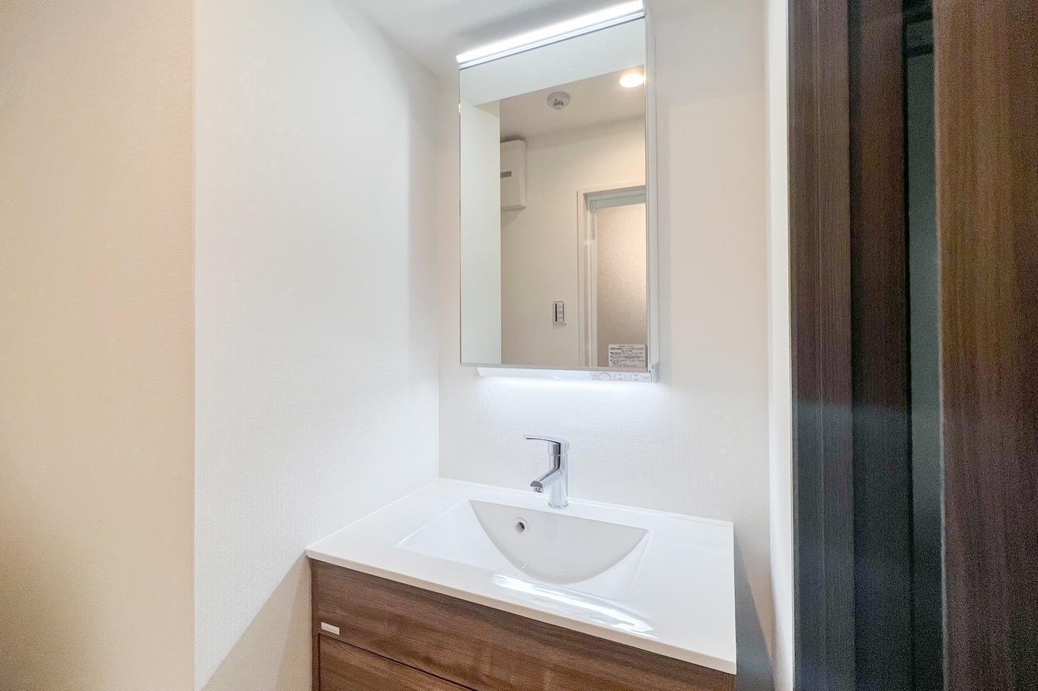 Grandia Shinsaibashi Apartment Osaka Bagian luar foto